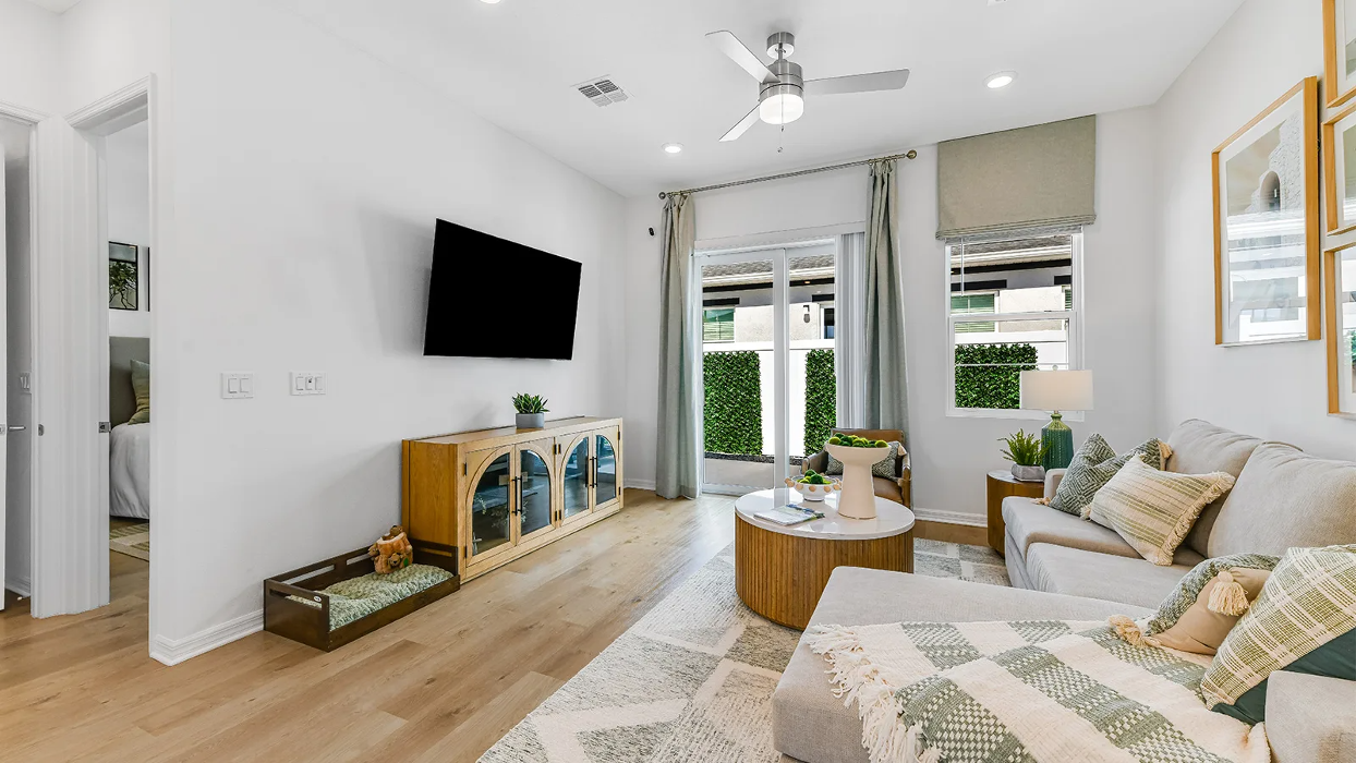 Yardly Ellenton Image