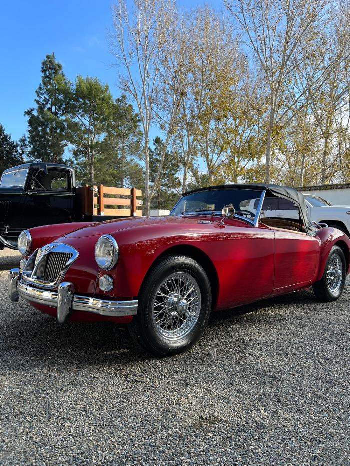 JC Mobile Detail Image