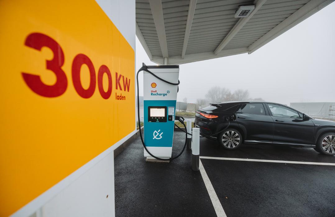 Shell Recharge Charging Station, Amberger Straße in Ursensollen