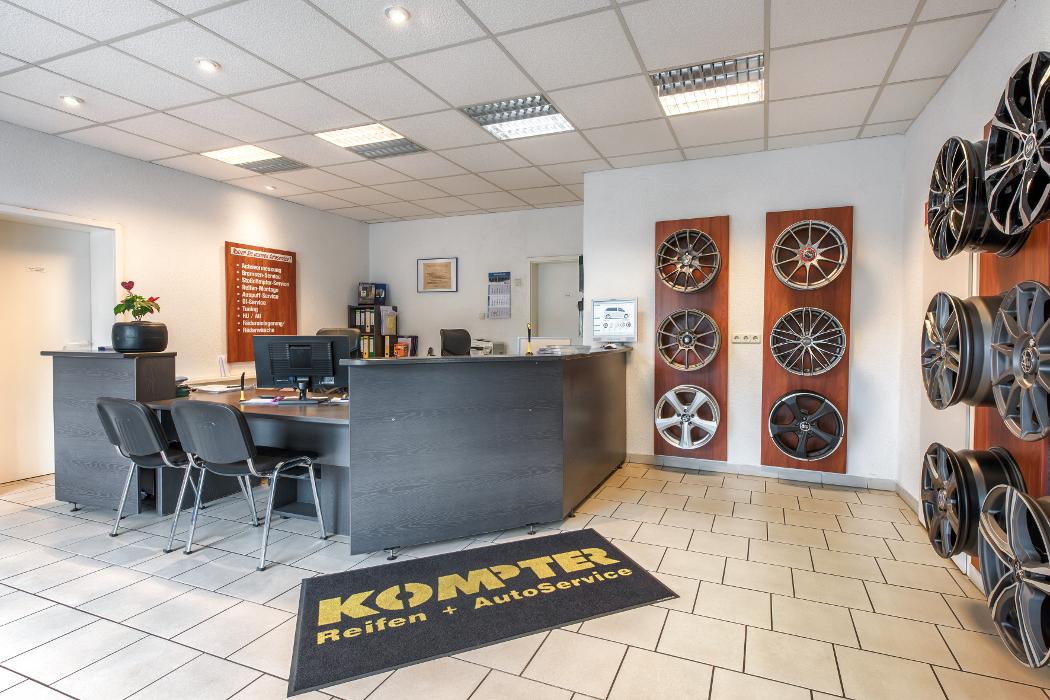 Kompter Reifen + Autoservice GmbH, Graf-Stauffenberg-Straße in Naumburg (Saale)