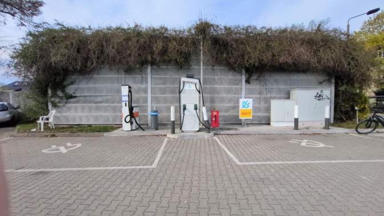 Shell Recharge Charging Station, ALT-KAULSDORF in BERLIN