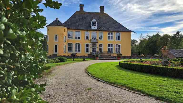 Hotel und Café - Schloss Diepenbrock, Schlossallee in Bocholt