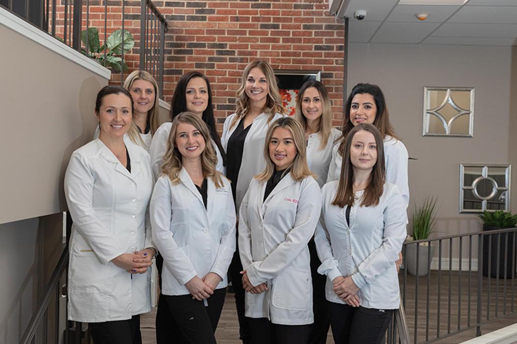 Royal Dental Care Logo