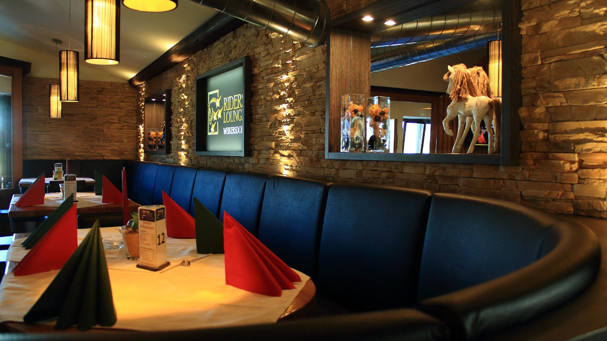 Restaurant-Bar RIDERS LOUNGE, Blätterstraße in Weikersdorf am Steinfelde