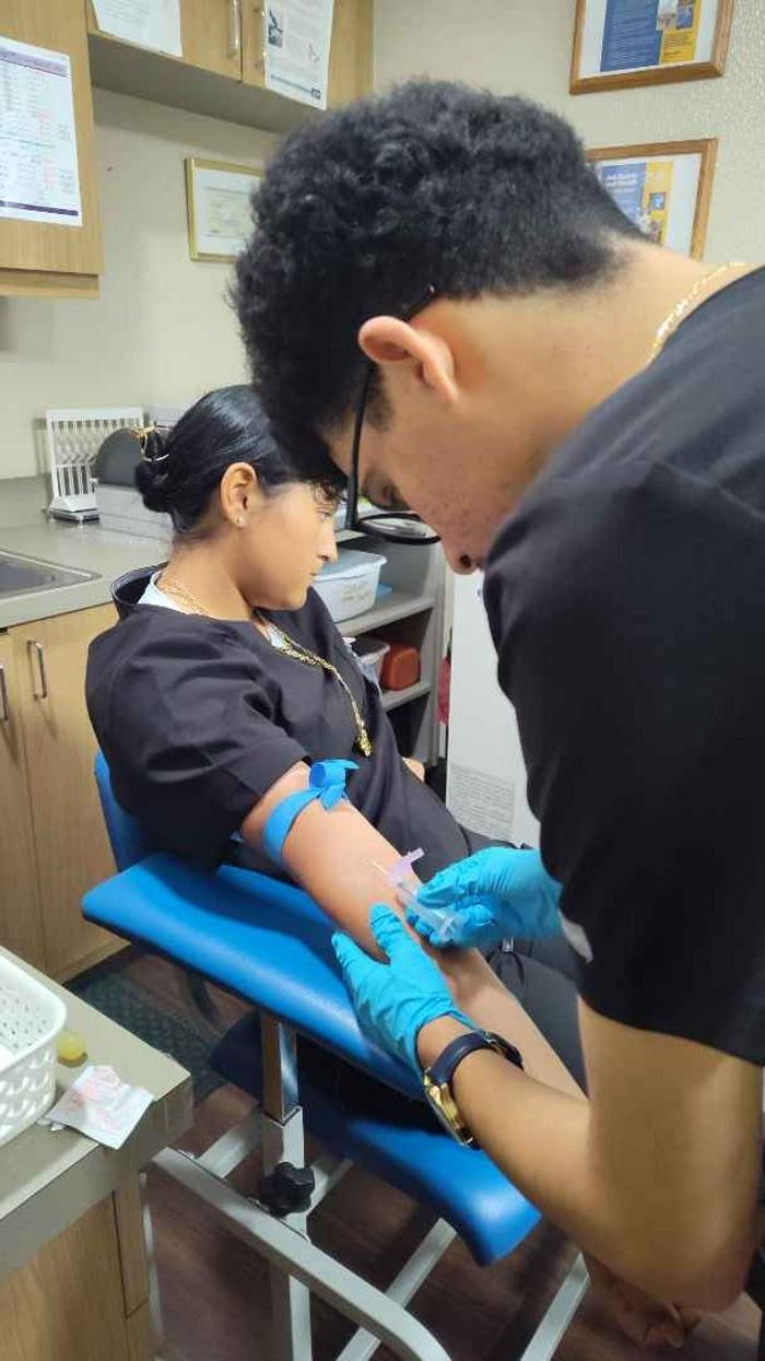 Las Vegas Medical Assistant School Image