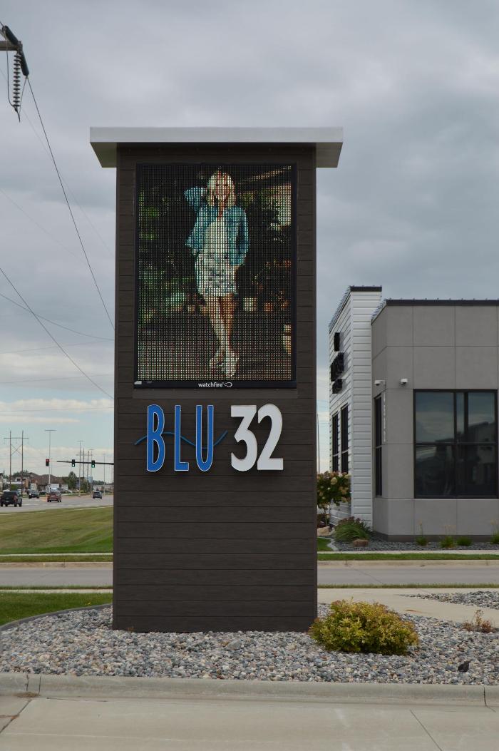 Mainstream Boutique Fargo - Fargo, ND