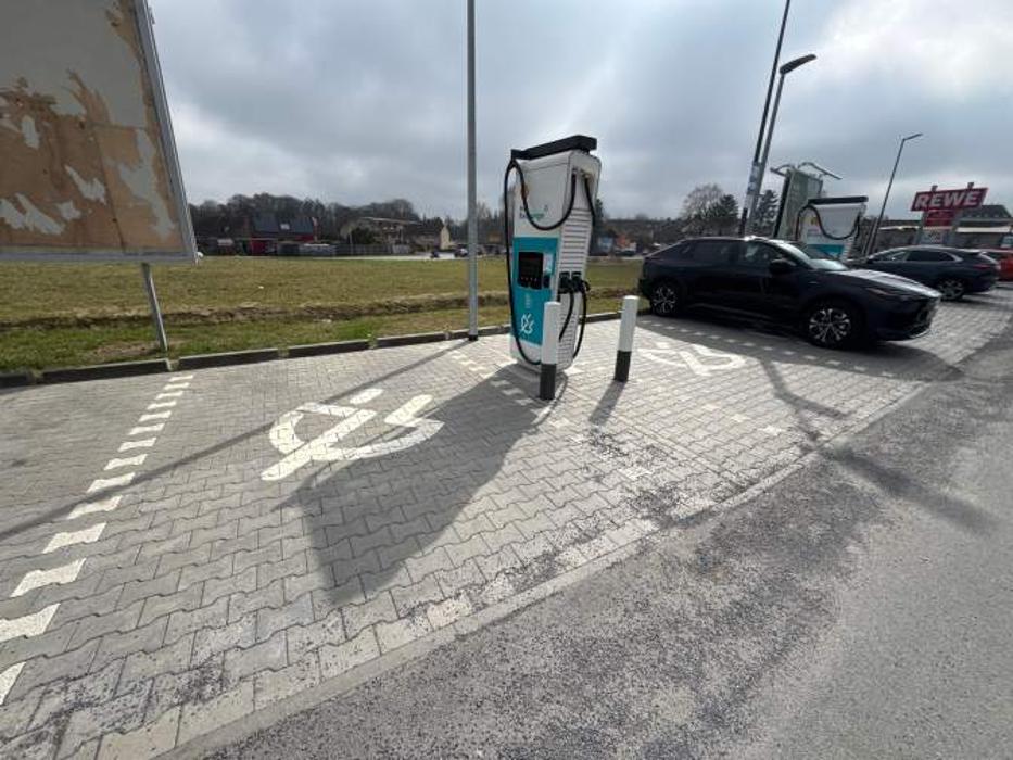 Shell Recharge Charging Station, Freienwalder Chaussee in Ahrensfelde