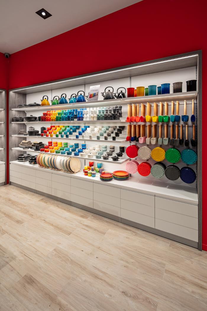 Le Creuset Hamburg Überseequartier, Überseeboulevard in Hamburg