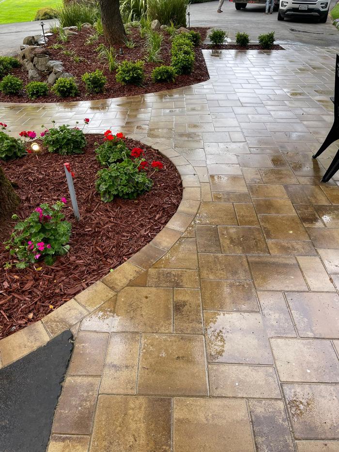 Green Hills Landscaping Logo