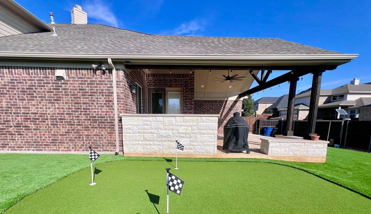 Beautiful Backyard Living Image