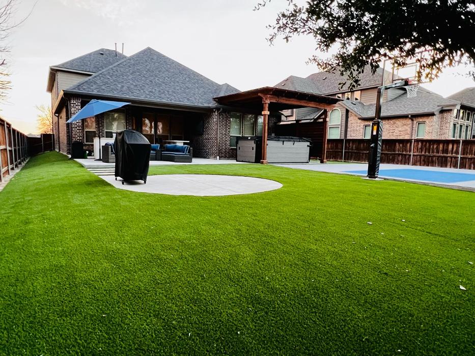 Beautiful Backyard Living Image