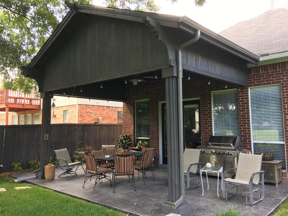 Beautiful Backyard Living Image