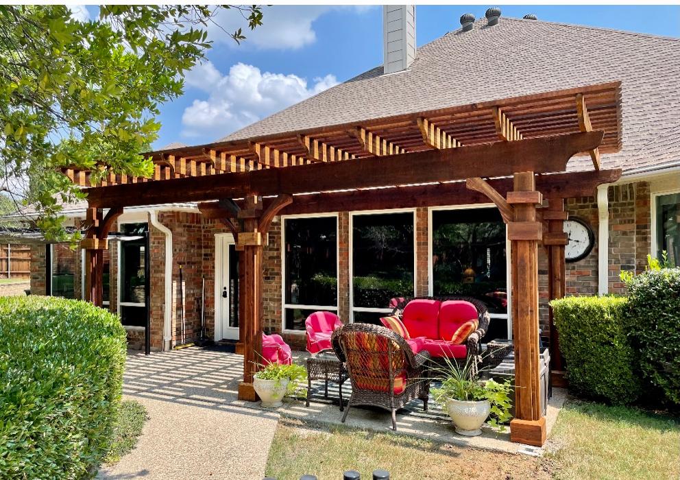 Beautiful Backyard Living Image