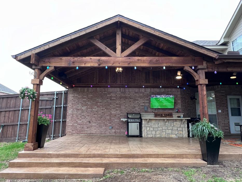 Beautiful Backyard Living Image