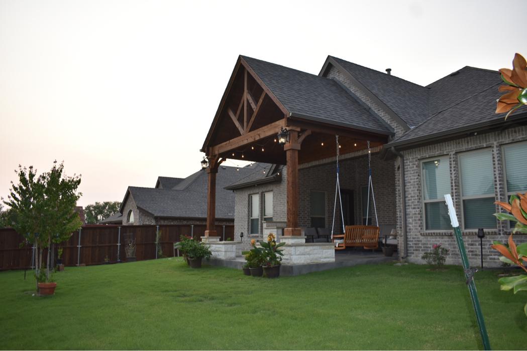 Beautiful Backyard Living Image