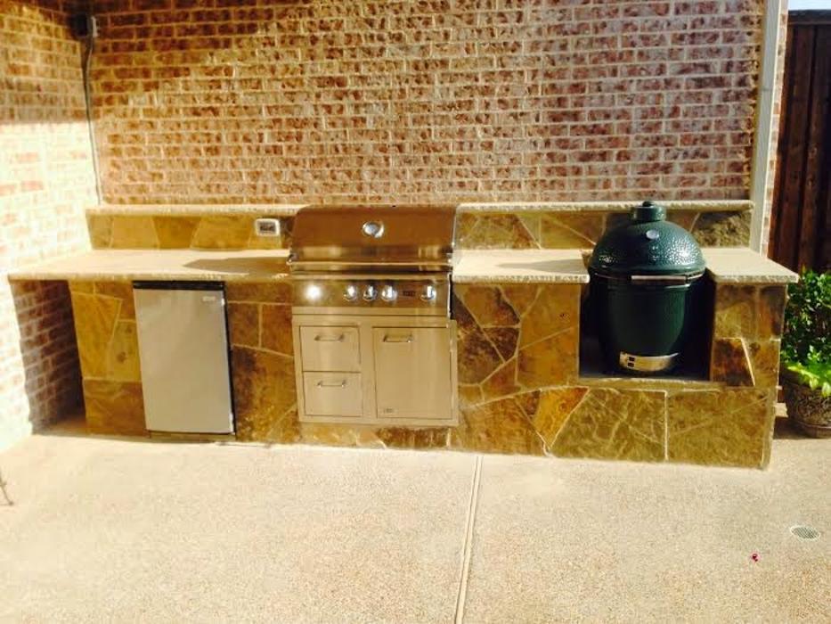 Beautiful Backyard Living Image