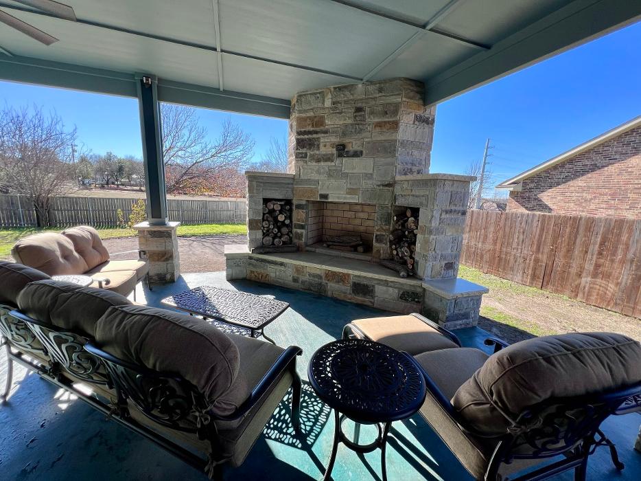 Beautiful Backyard Living Image