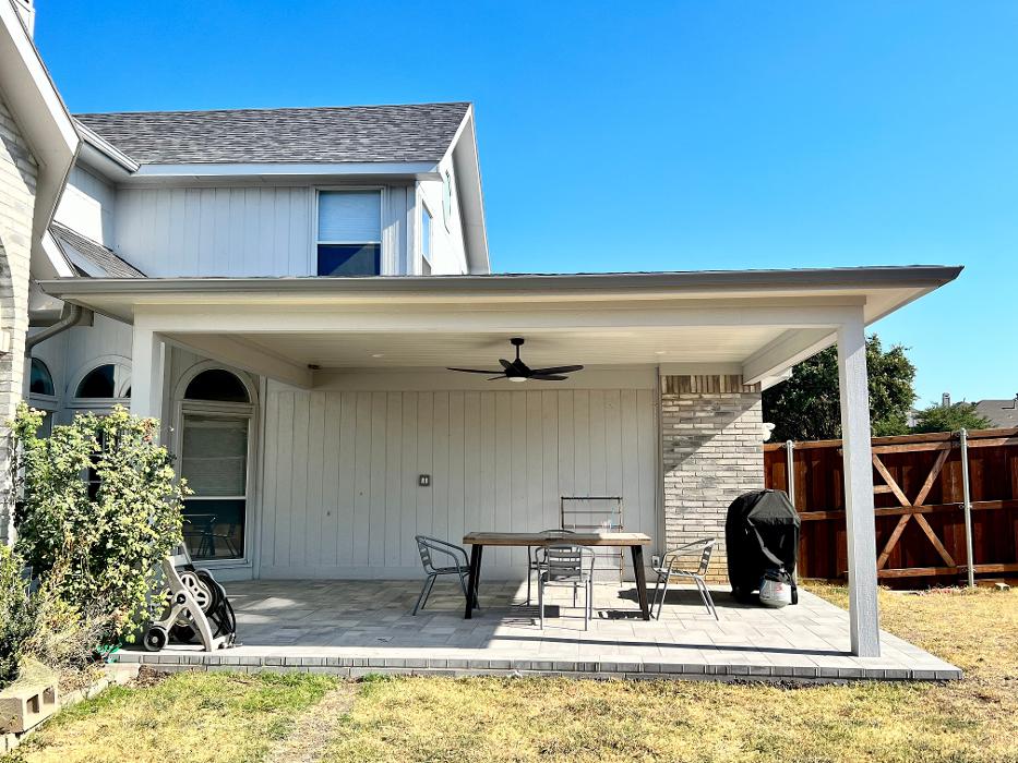 Beautiful Backyard Living Image