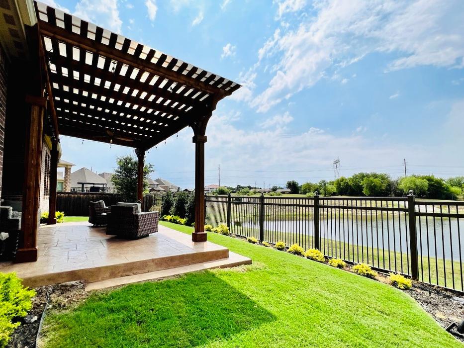 Beautiful Backyard Living Image