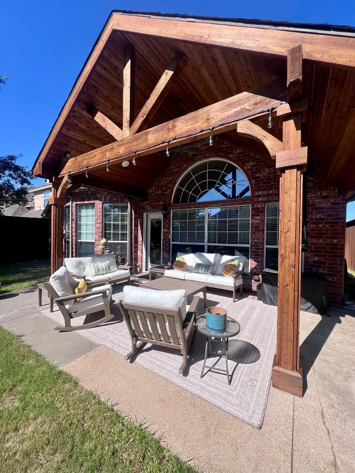 Beautiful Backyard Living Image