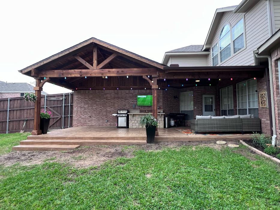 Beautiful Backyard Living Image