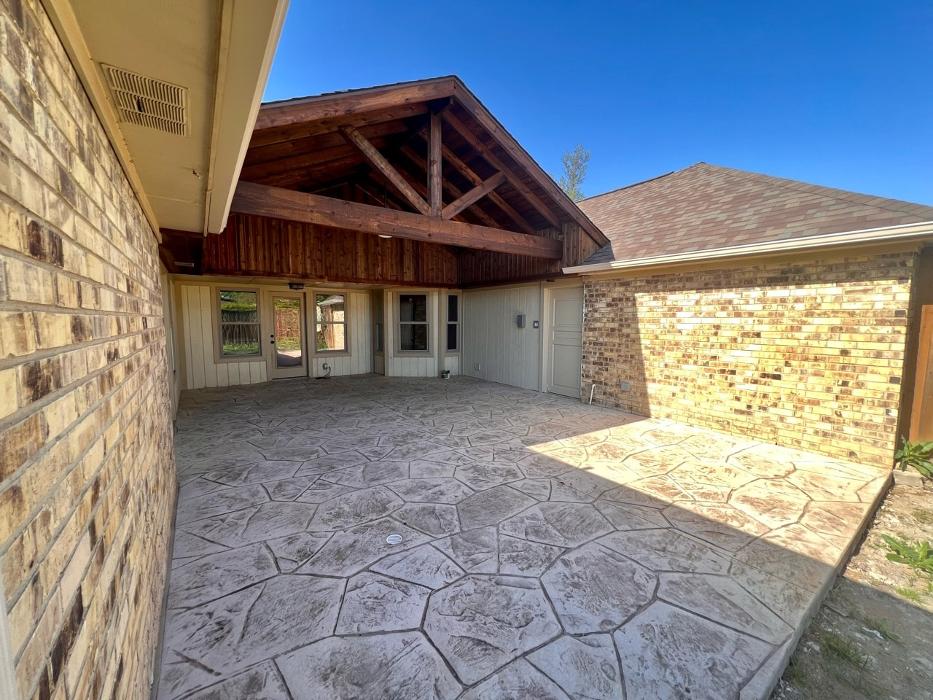 Beautiful Backyard Living Image