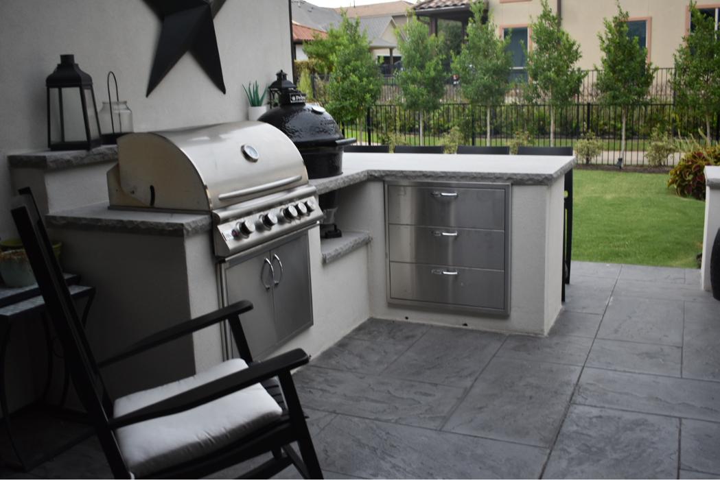 Beautiful Backyard Living Image