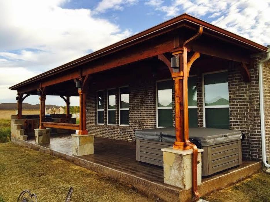 Beautiful Backyard Living Image