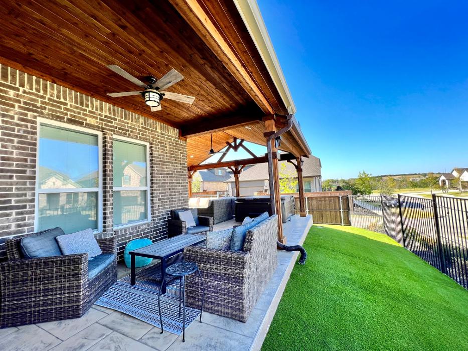 Beautiful Backyard Living Image