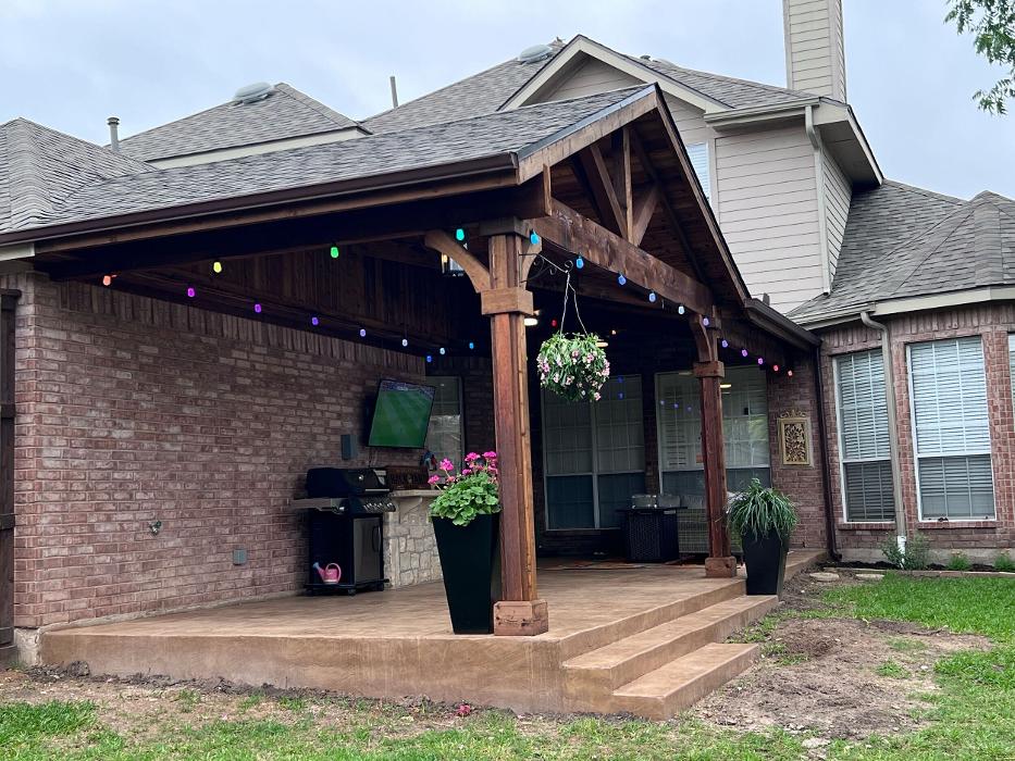 Beautiful Backyard Living Image