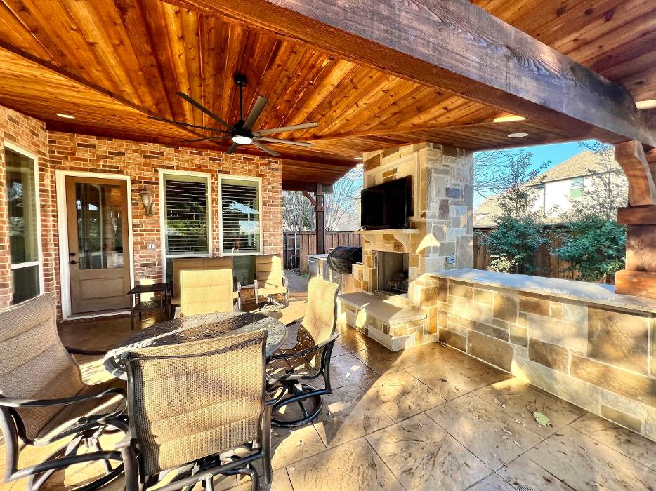 Beautiful Backyard Living Image