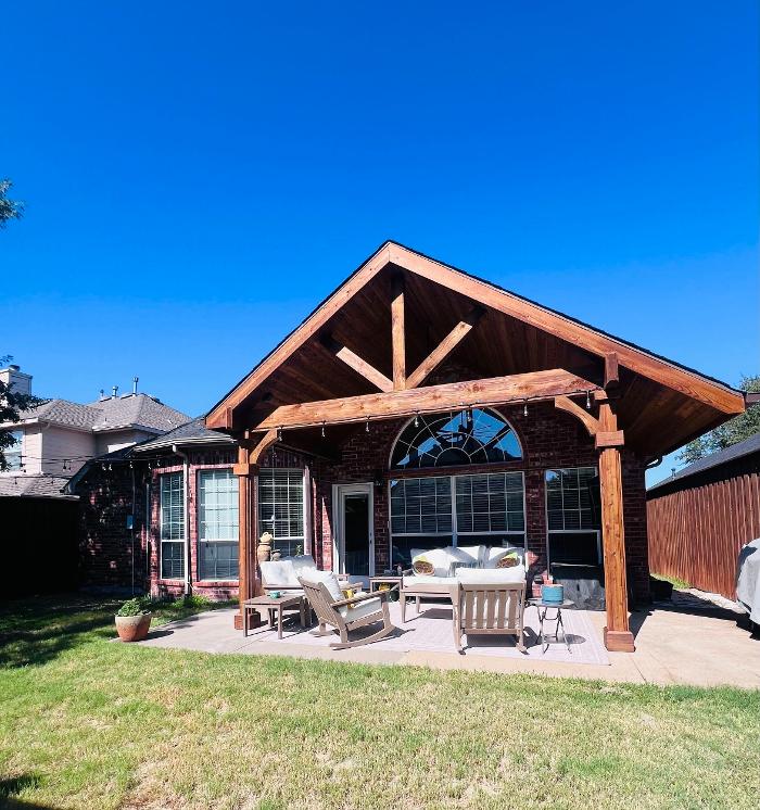 Beautiful Backyard Living Image