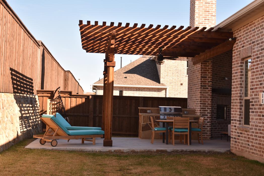 Beautiful Backyard Living Image