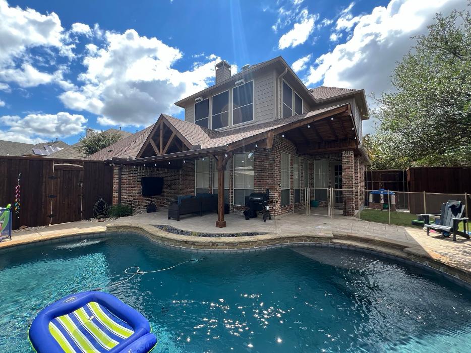 Beautiful Backyard Living Image