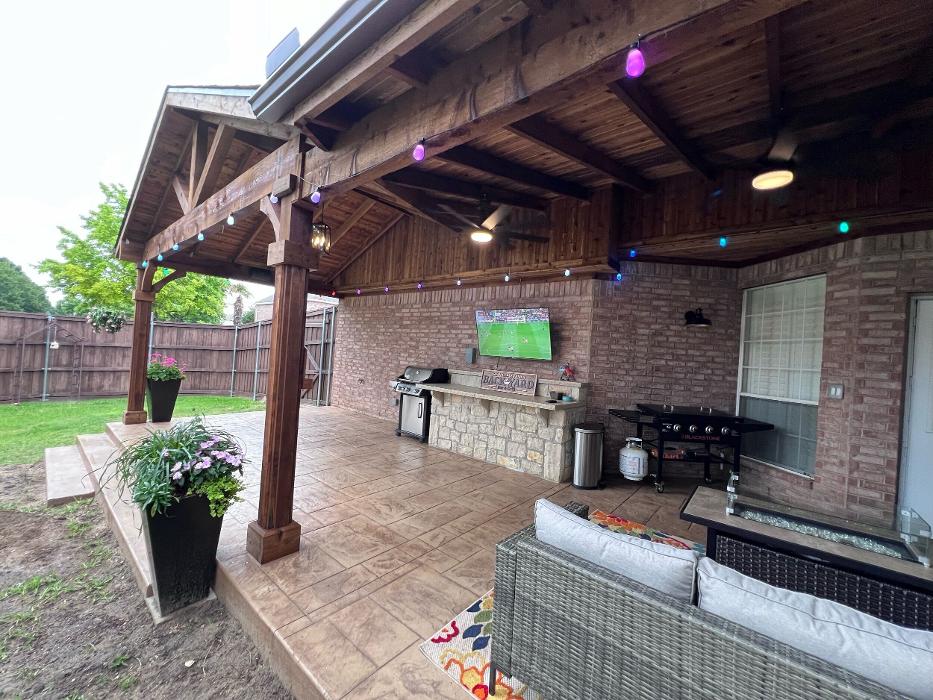 Beautiful Backyard Living Image