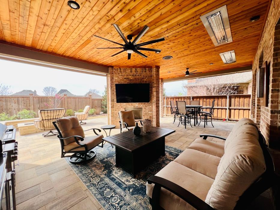 Beautiful Backyard Living Image