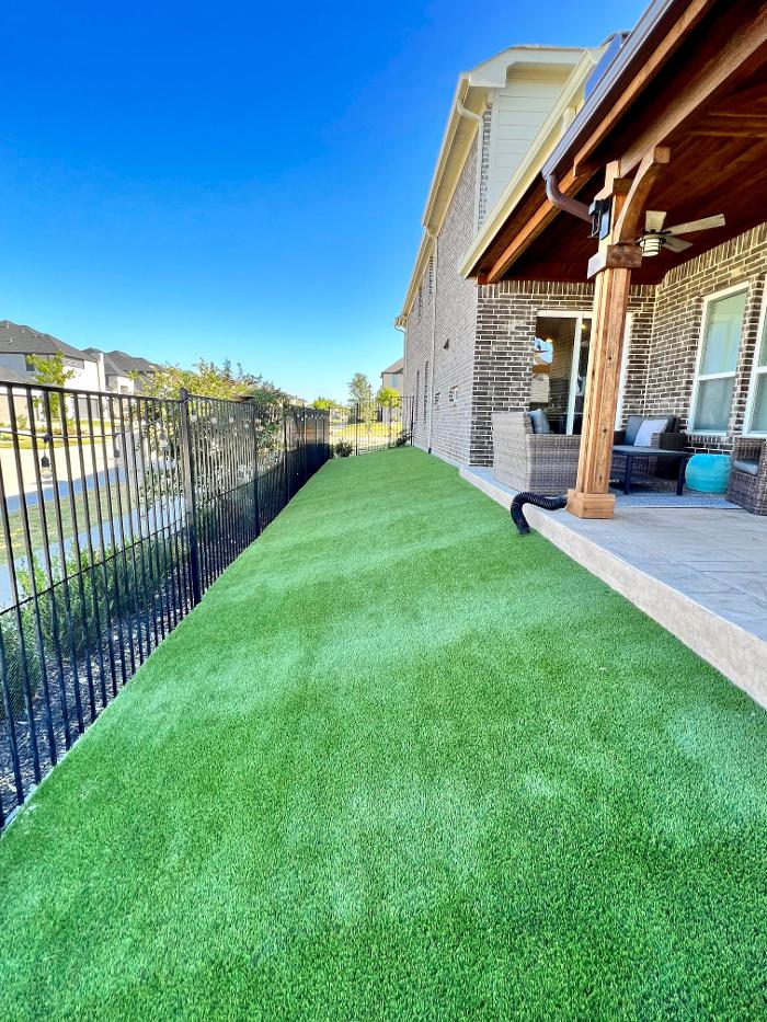 Beautiful Backyard Living Image