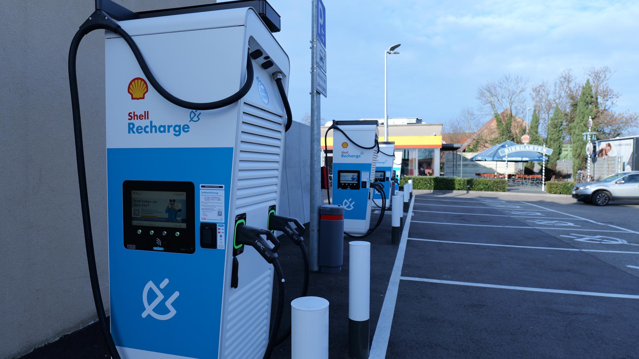 Shell Recharge Charging Station, Hauptstraße in Kappel-Grafenhausen