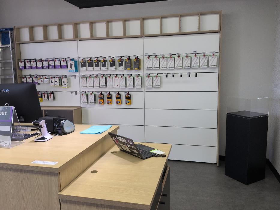 uBreakiFix - Phone and Computer Repair - El Cerrito, CA