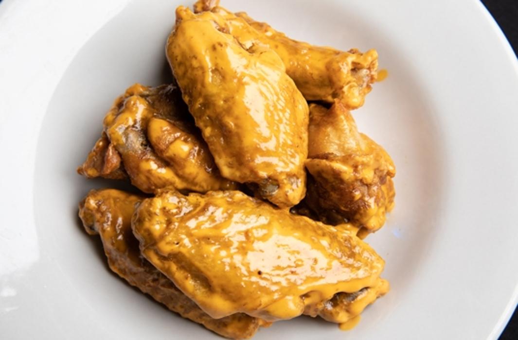 Hotshots Sports Bar & Grill - Decatur, IL