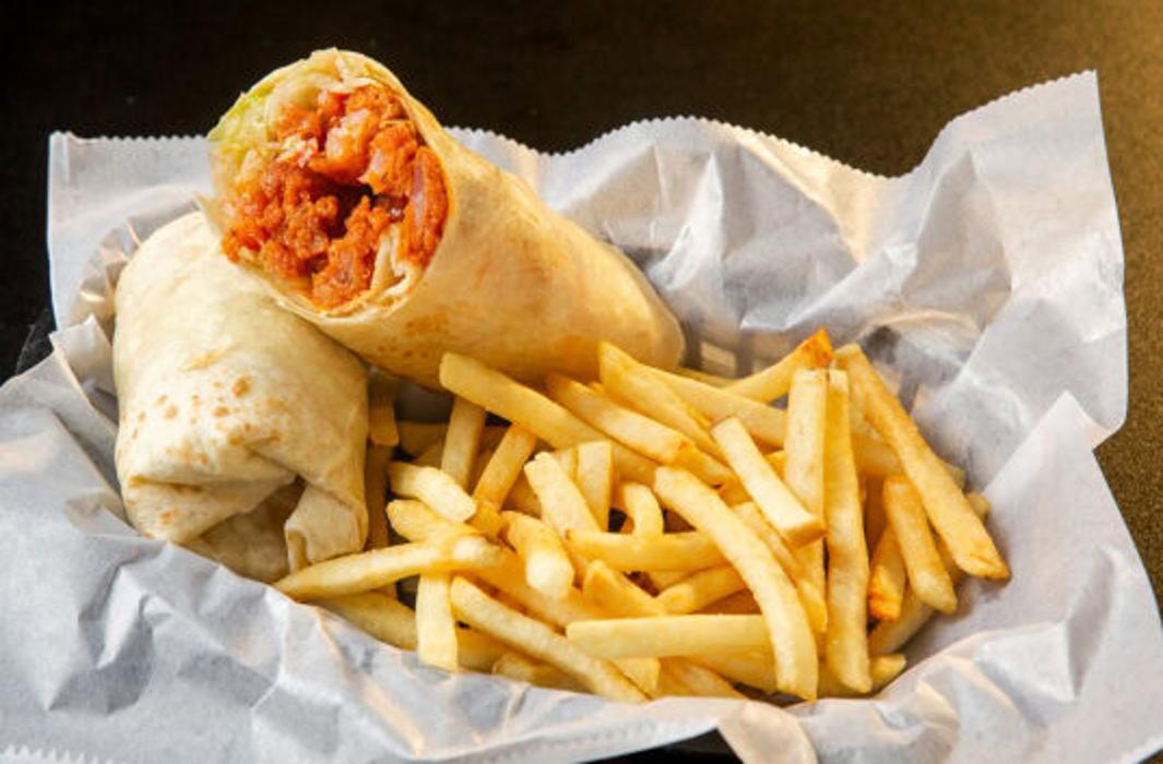 Hotshots Sports Bar & Grill - Decatur, IL