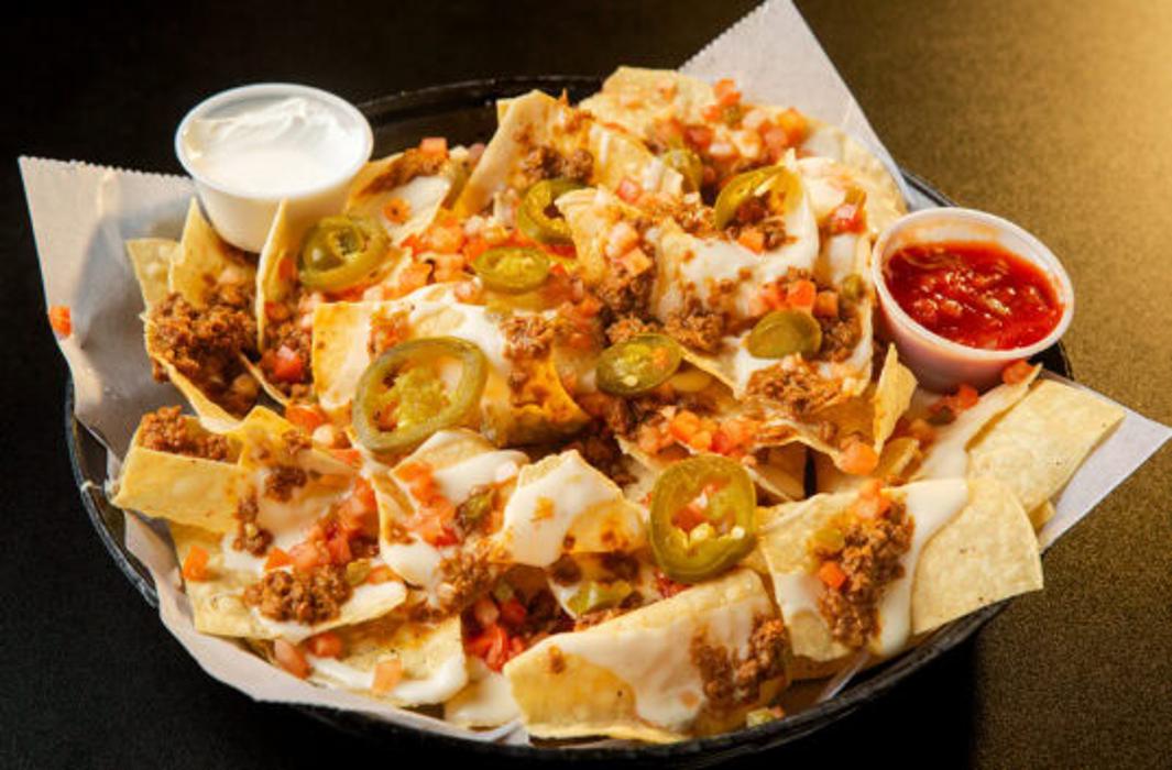 Hotshots Sports Bar & Grill - Decatur, IL