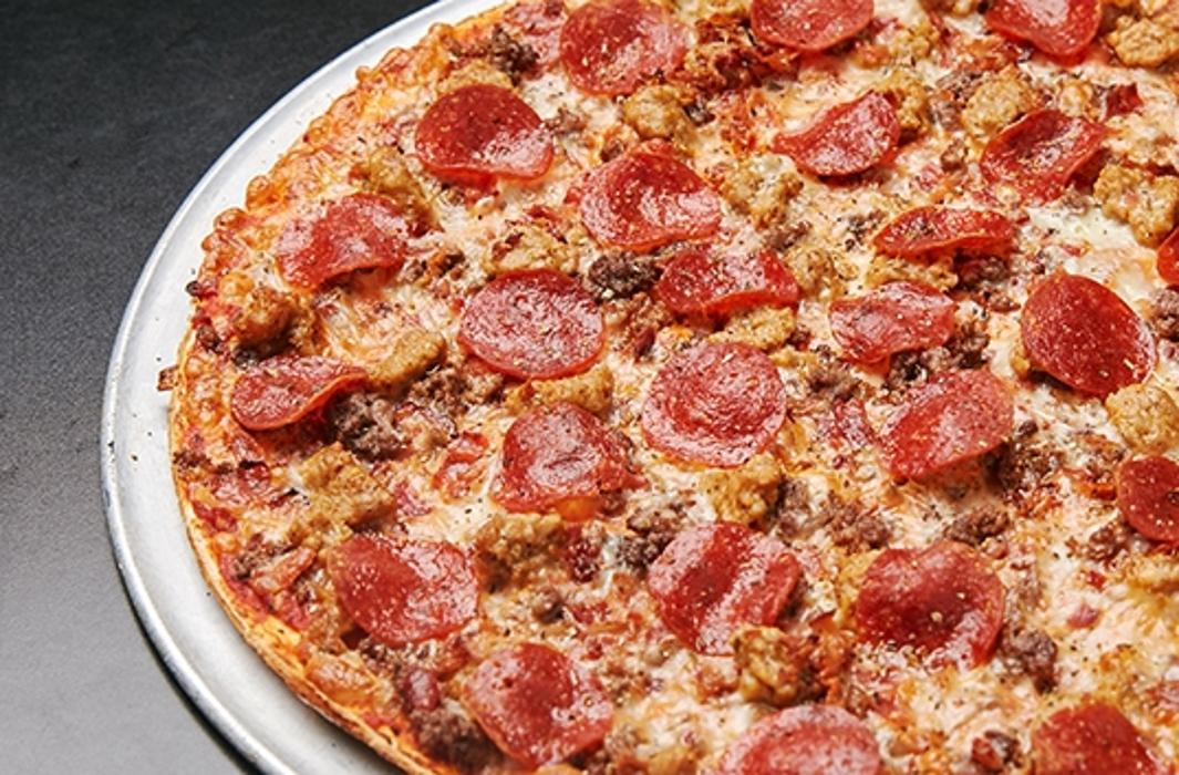 Hotshots Sports Bar & Grill - Decatur, IL