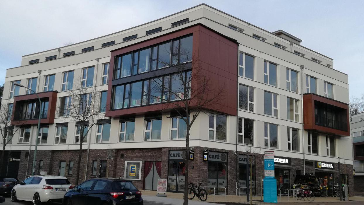 ista, Marlene-Dietrich-Allee in Potsdam