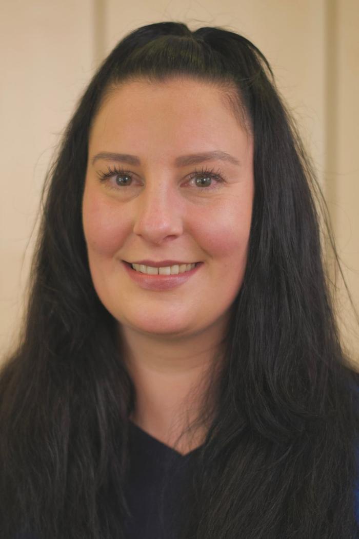 ERGO Versicherung Svenja Wenzelmann, Schmelzerstraße in Willich