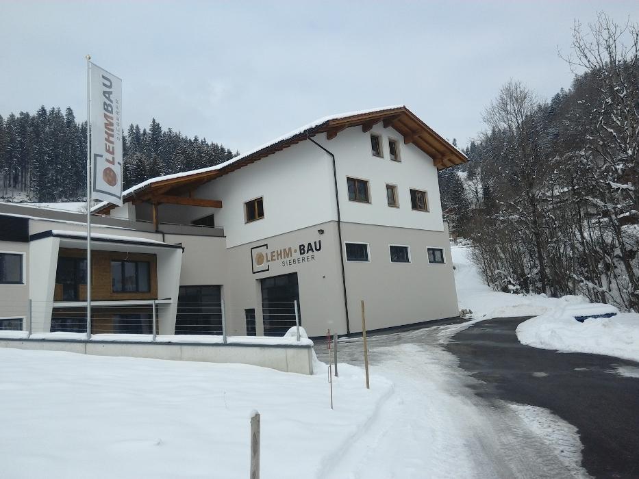 Lehmbau Sieberer, Gewerbepark in Niederndorferberg