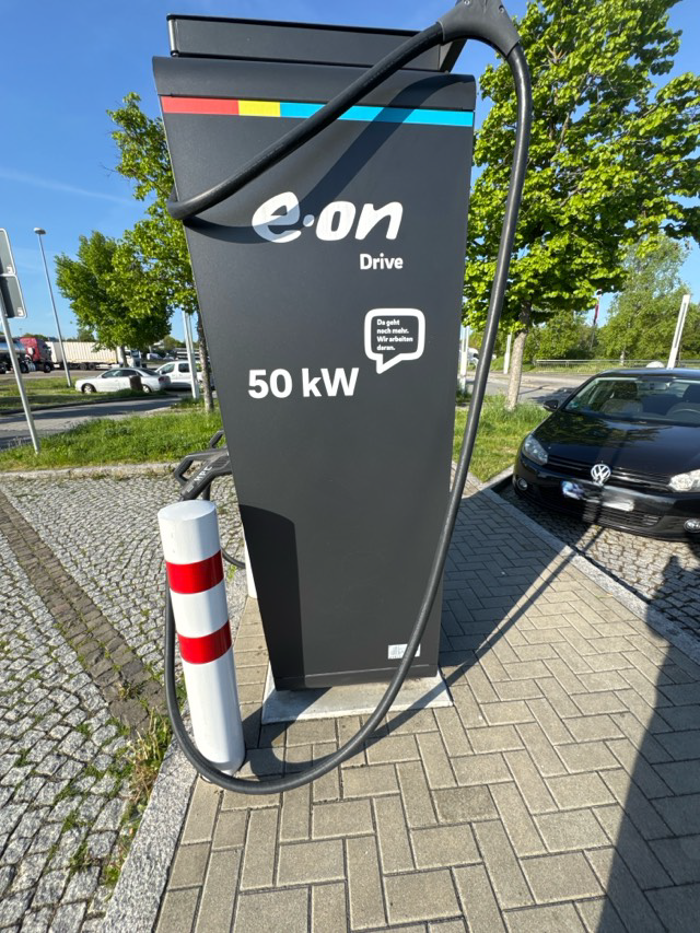 E.ON Drive Public Ladestation, A4 in Wilsdruff