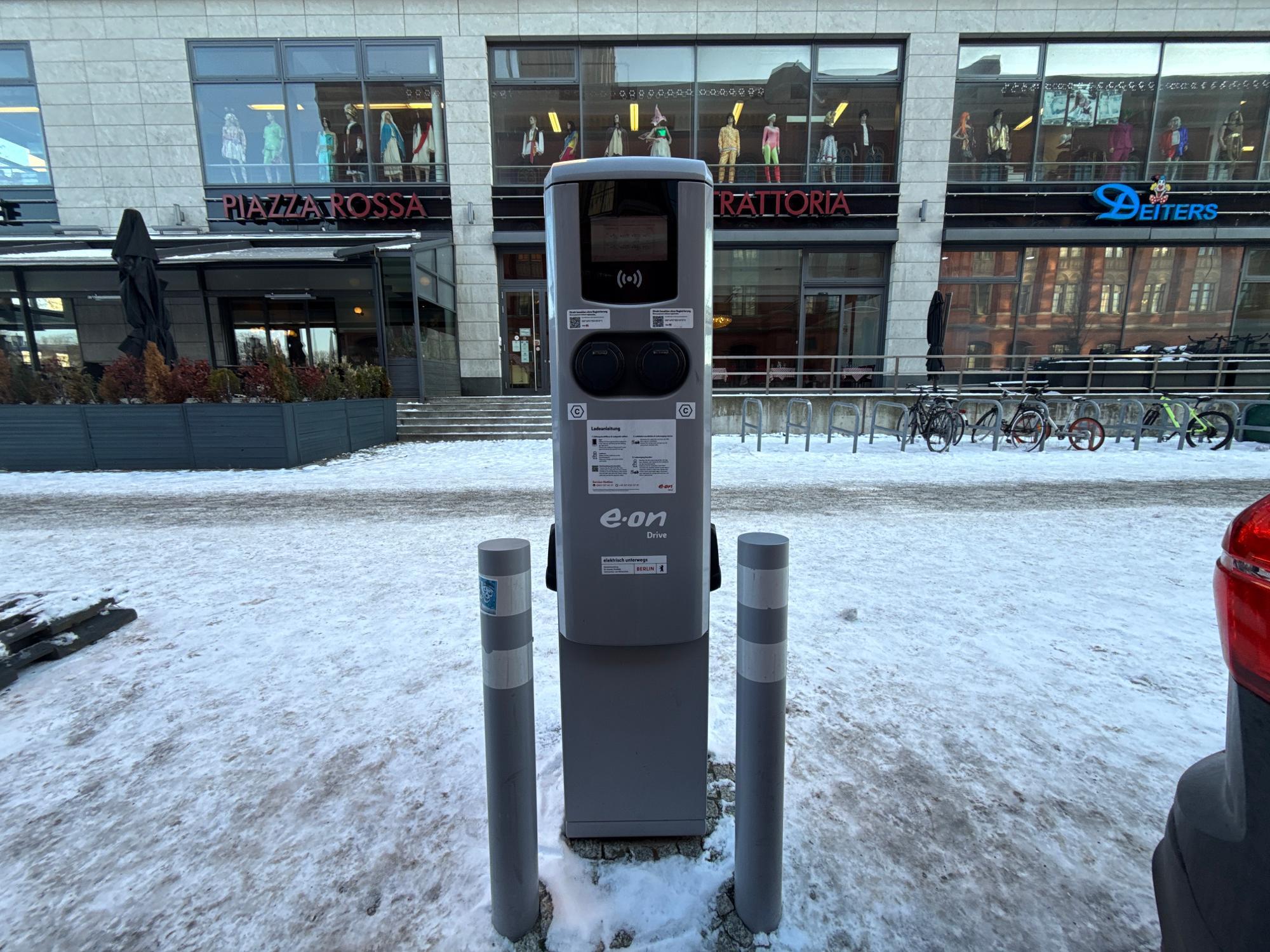 E.ON Drive Charging Station, Jüdenstraße in Berlin