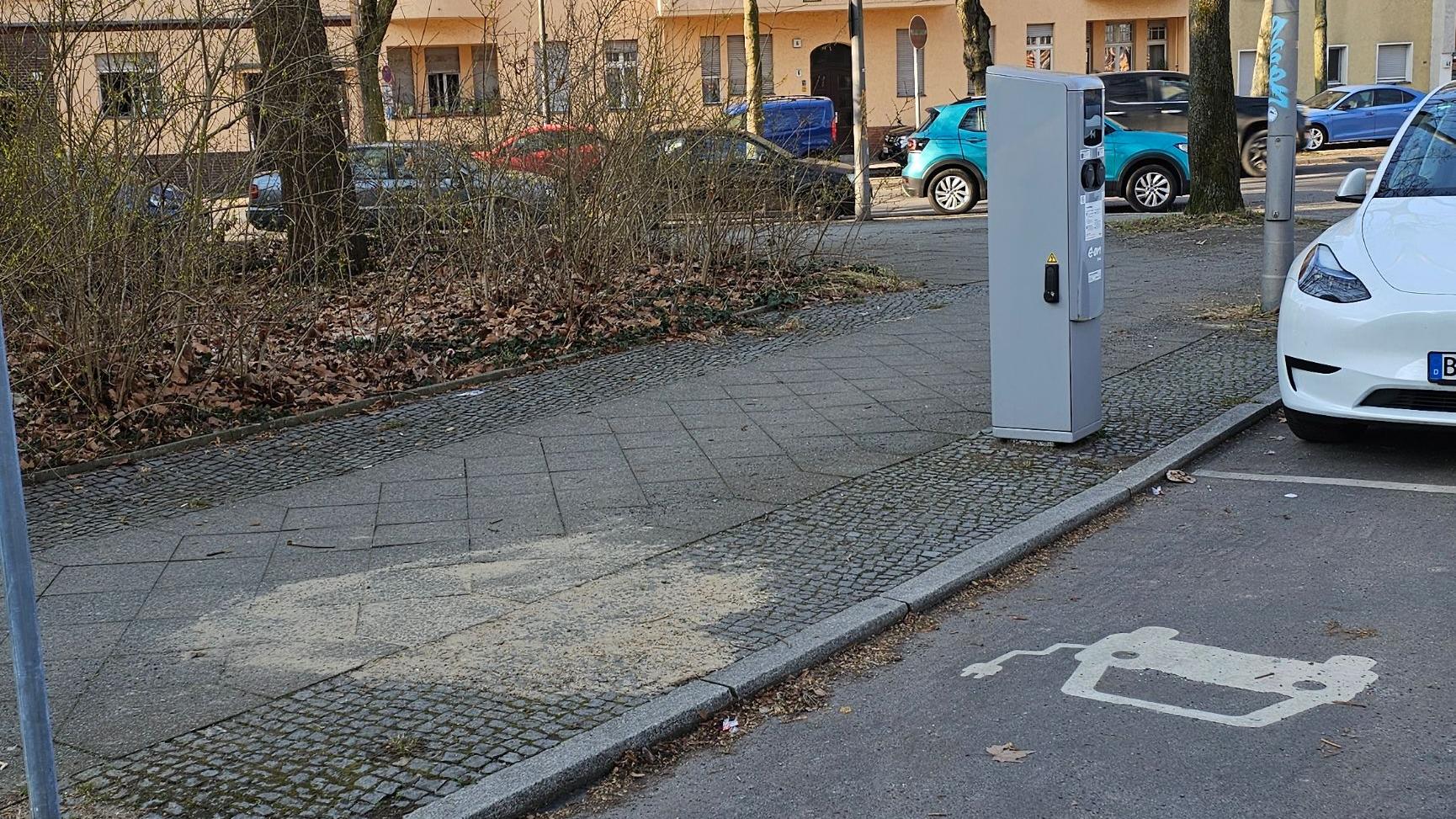 E.ON Drive Public Ladestation, Ruhlebener Straße in Berlin