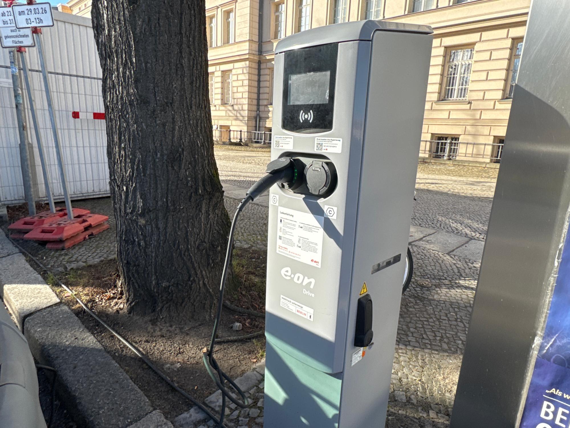 E.ON Drive Public Ladestation, Schloßstraße in Berlin